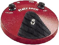 Photo d'une Fuzz Face (pédale de distortion à transistors)